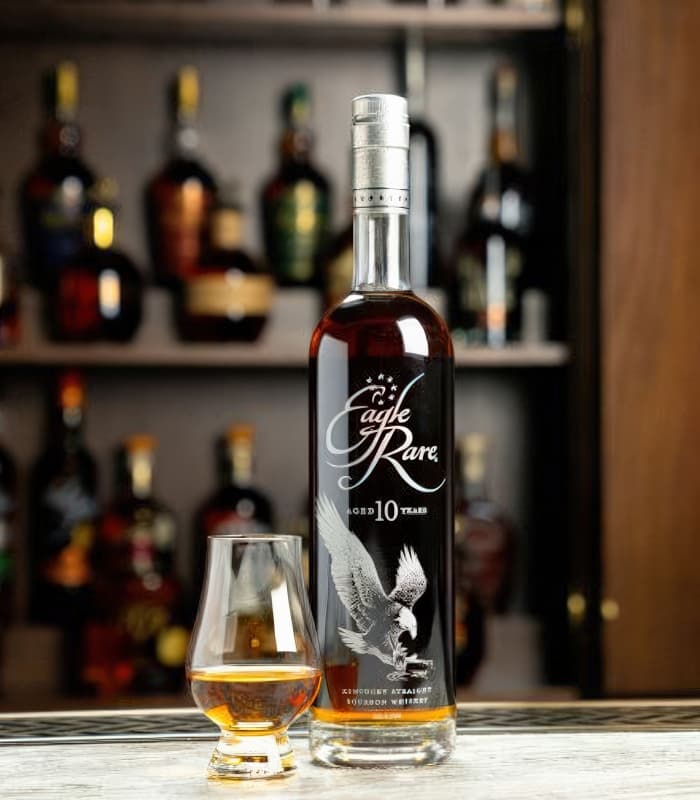 EAGLE_RARE_10_TASTING_IMAGE-v2-1x
