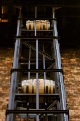 Download Barrel Elevator