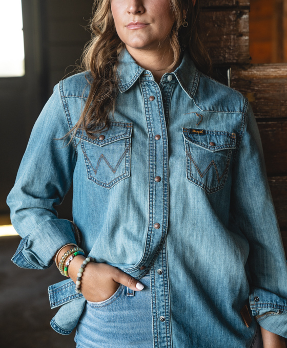 Buffalo Trace Wrangler Women's Revival Shirt